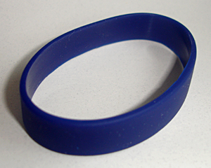 Silikonarmband dunkelblau